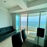 Bello Apartamento Frente Al Mar